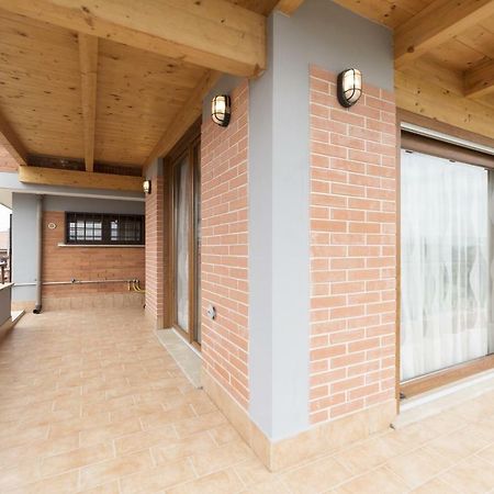 Apartmán Peperino Attic Flat Ciampino Exteriér fotografie