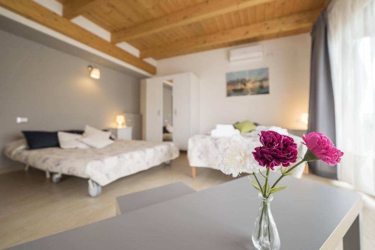 Apartmán Peperino Attic Flat Ciampino Exteriér fotografie