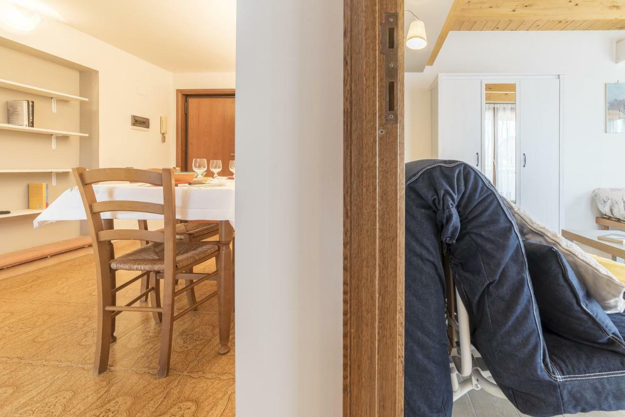 Apartmán Peperino Attic Flat Ciampino Exteriér fotografie