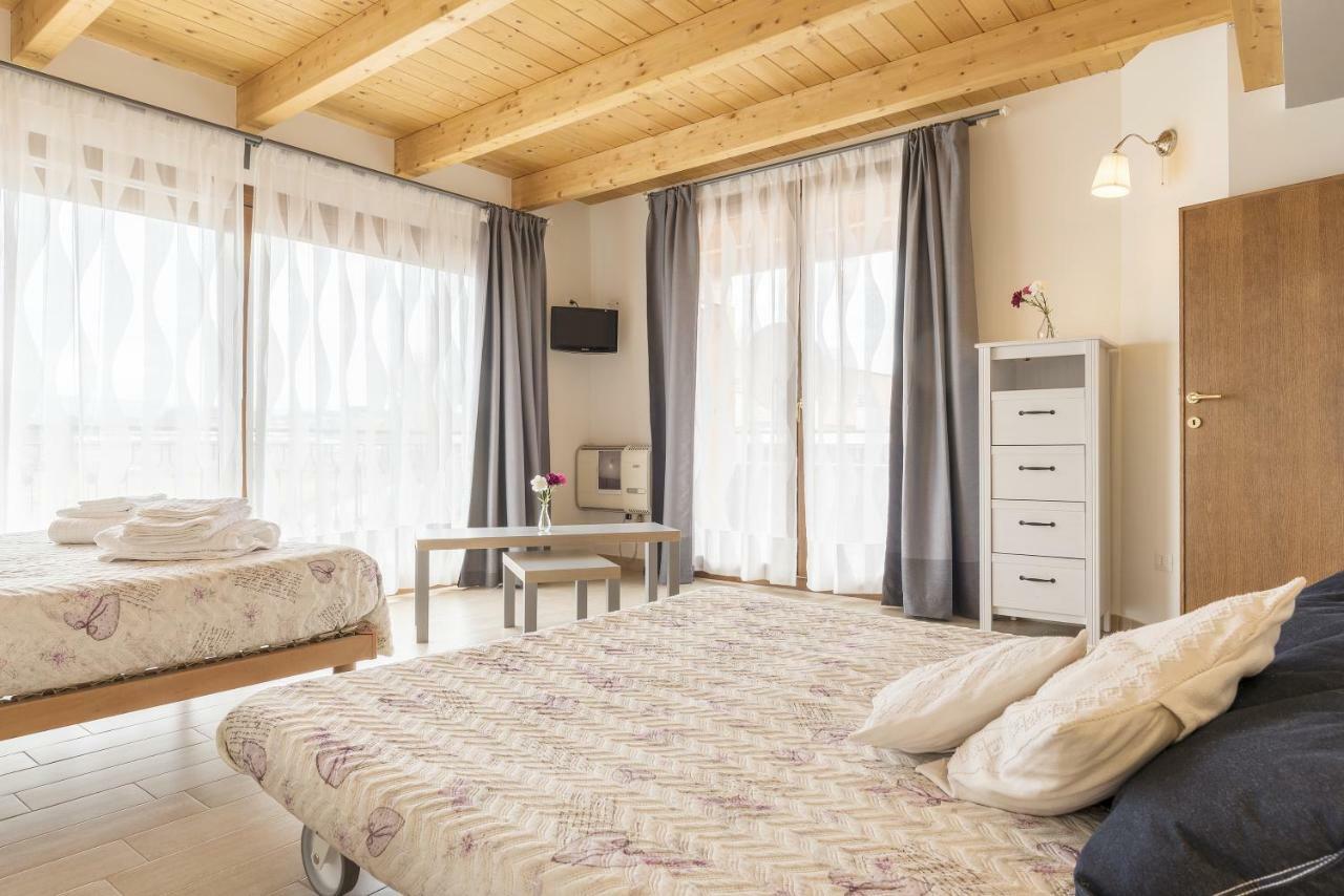 Apartmán Peperino Attic Flat Ciampino Exteriér fotografie